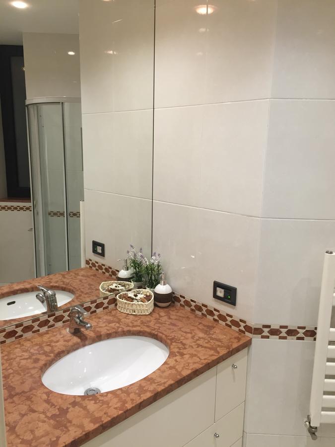 Apartment De Rossi Bari Exterior photo