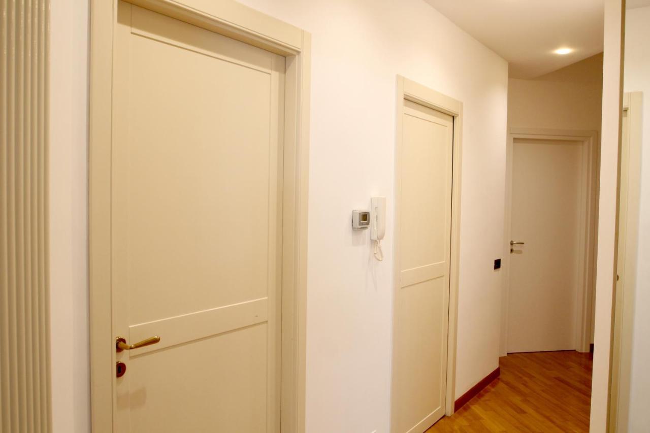 Apartment De Rossi Bari Exterior photo